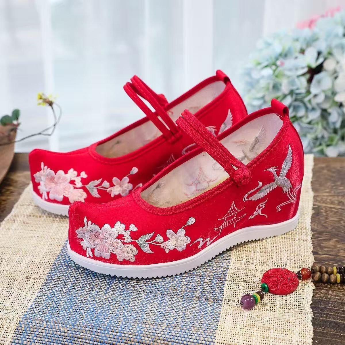 Embroidery Canvas - Женские туфли с увеличенной внутренней вышивкой,