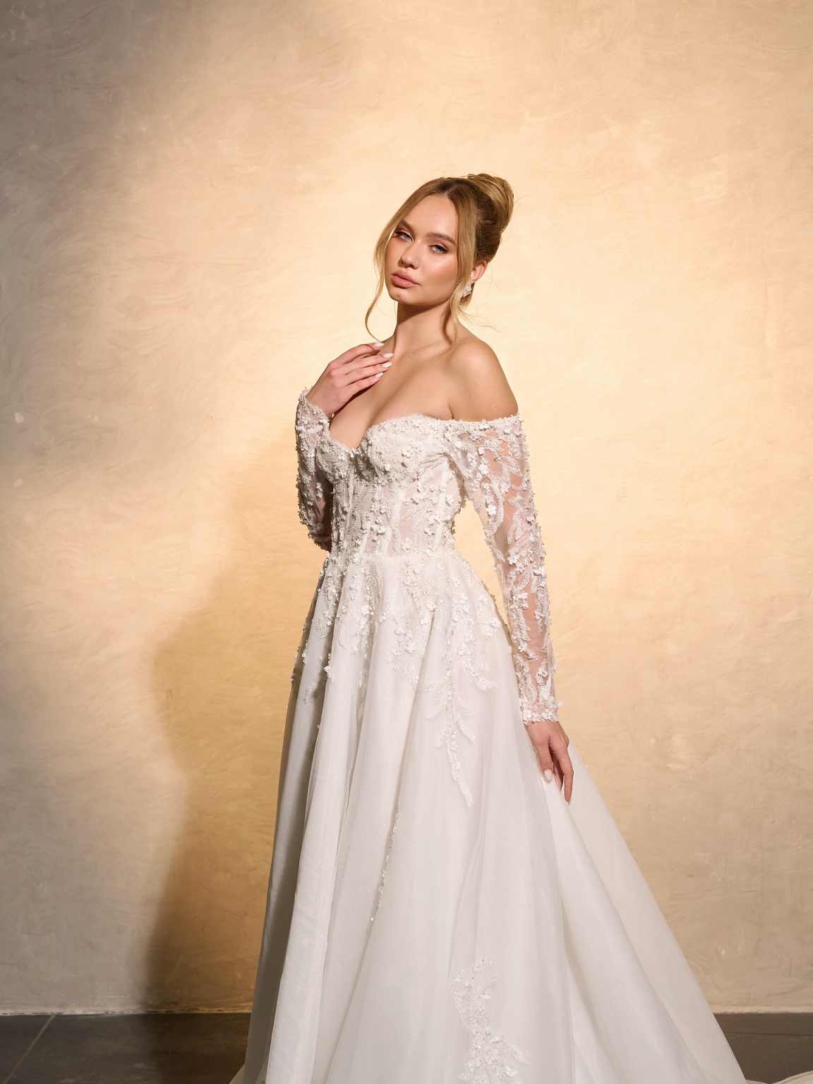 Элегантное свадебное платье тр – обзор и цена Embroidery Online Design
