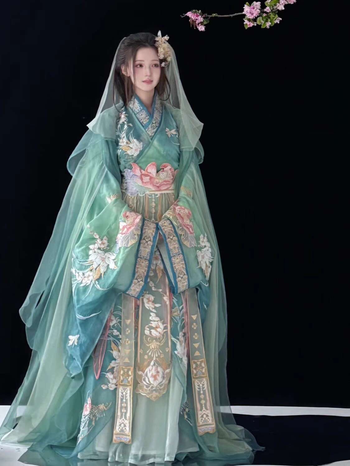 Новый Fiesta Carnival Хэллоуин – обзор и цена Embroidery Skirt