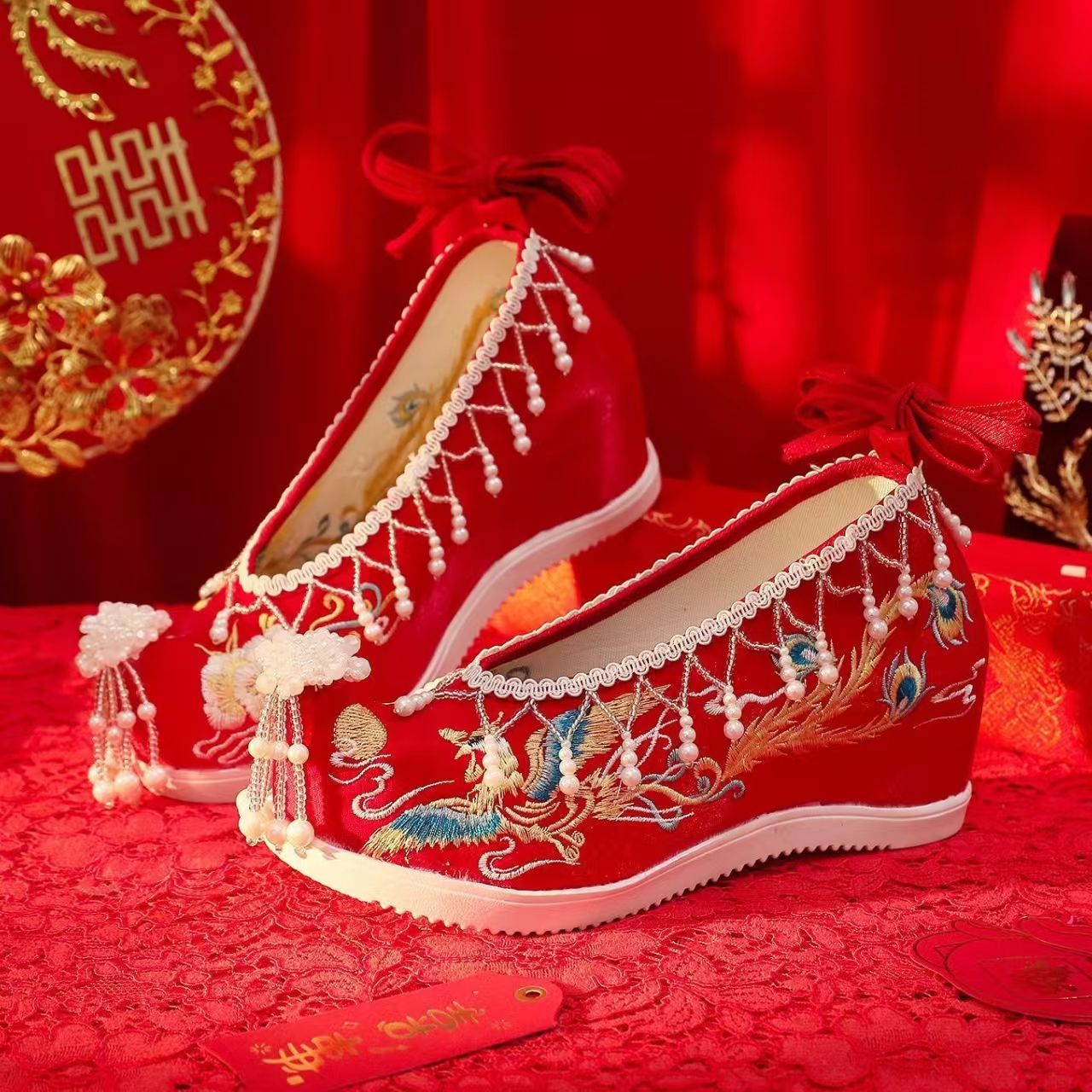 Женские новые красные свадебны – обзор и цена Embroidery Canvas