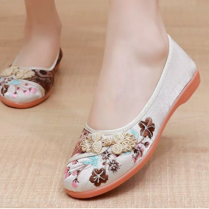 Женские парусиновые туфли в ки – обзор и цена Embroidery Canvas